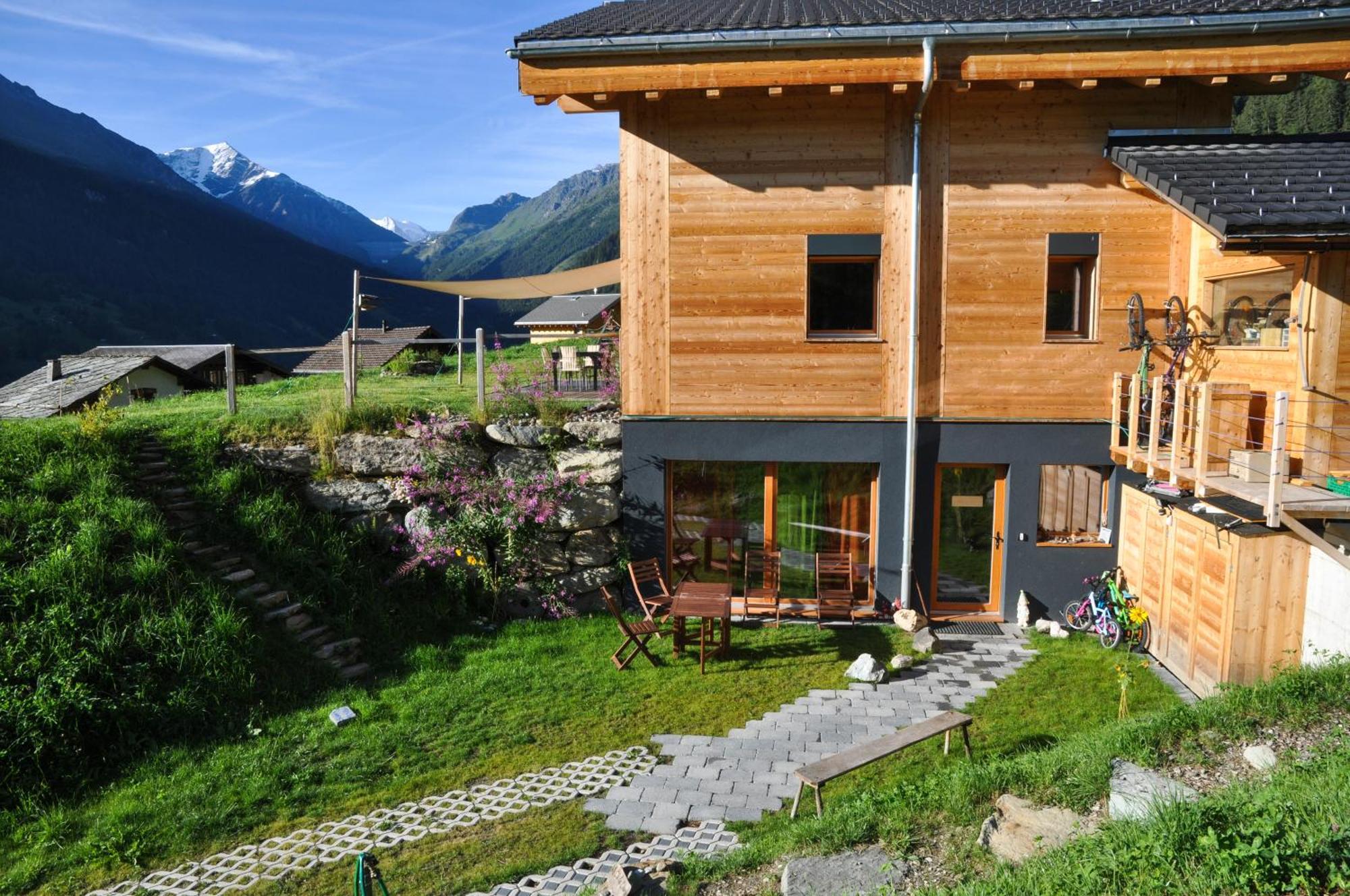 La Cle Des Champs Heremence Exterior foto